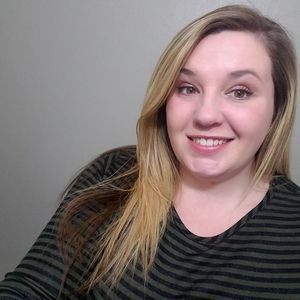 Meet your Posher, Holly